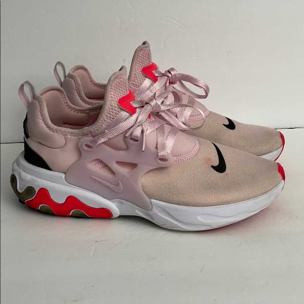 Nike react presto CK4465-600 size 11 women’s